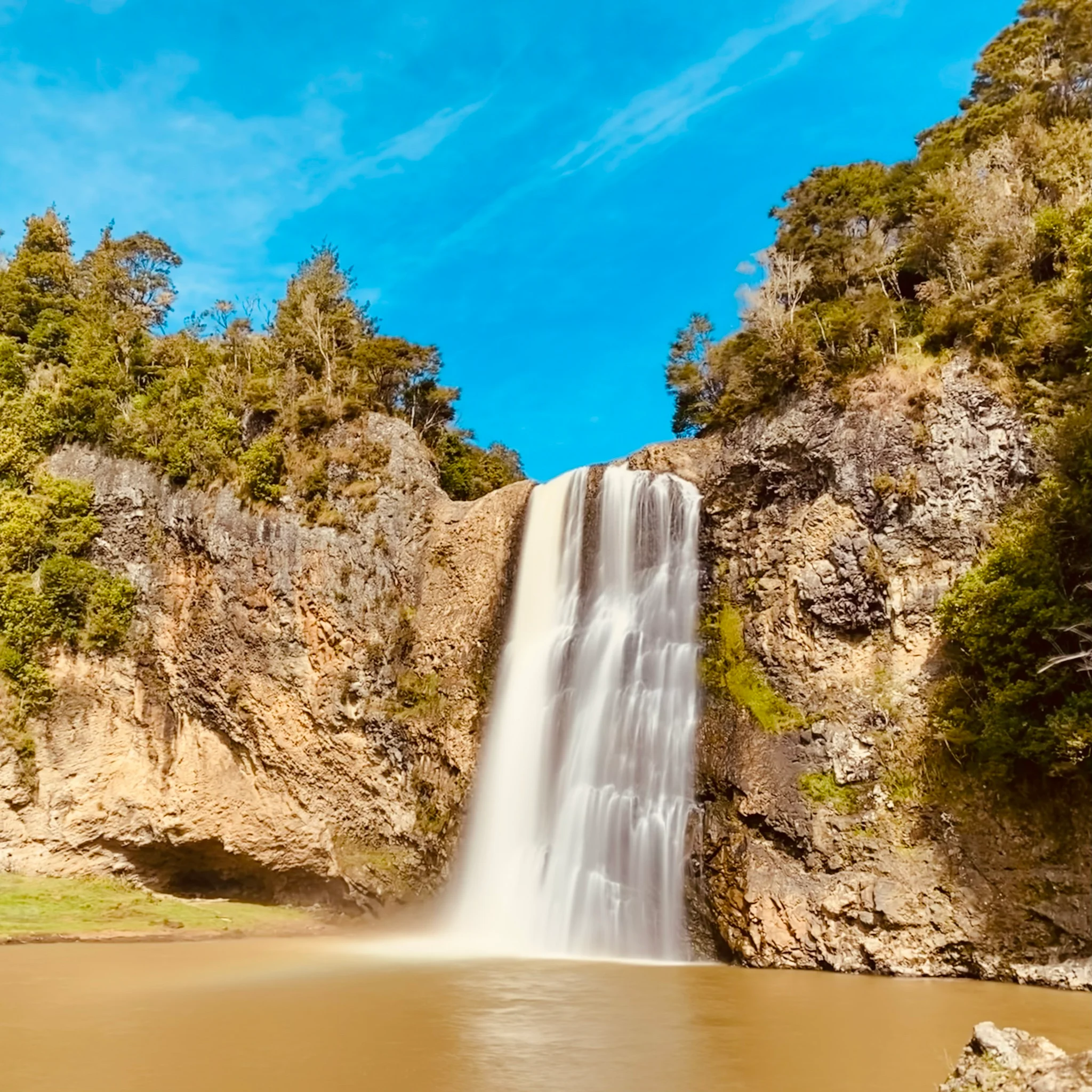 Where water meets sky - Hanua Falls