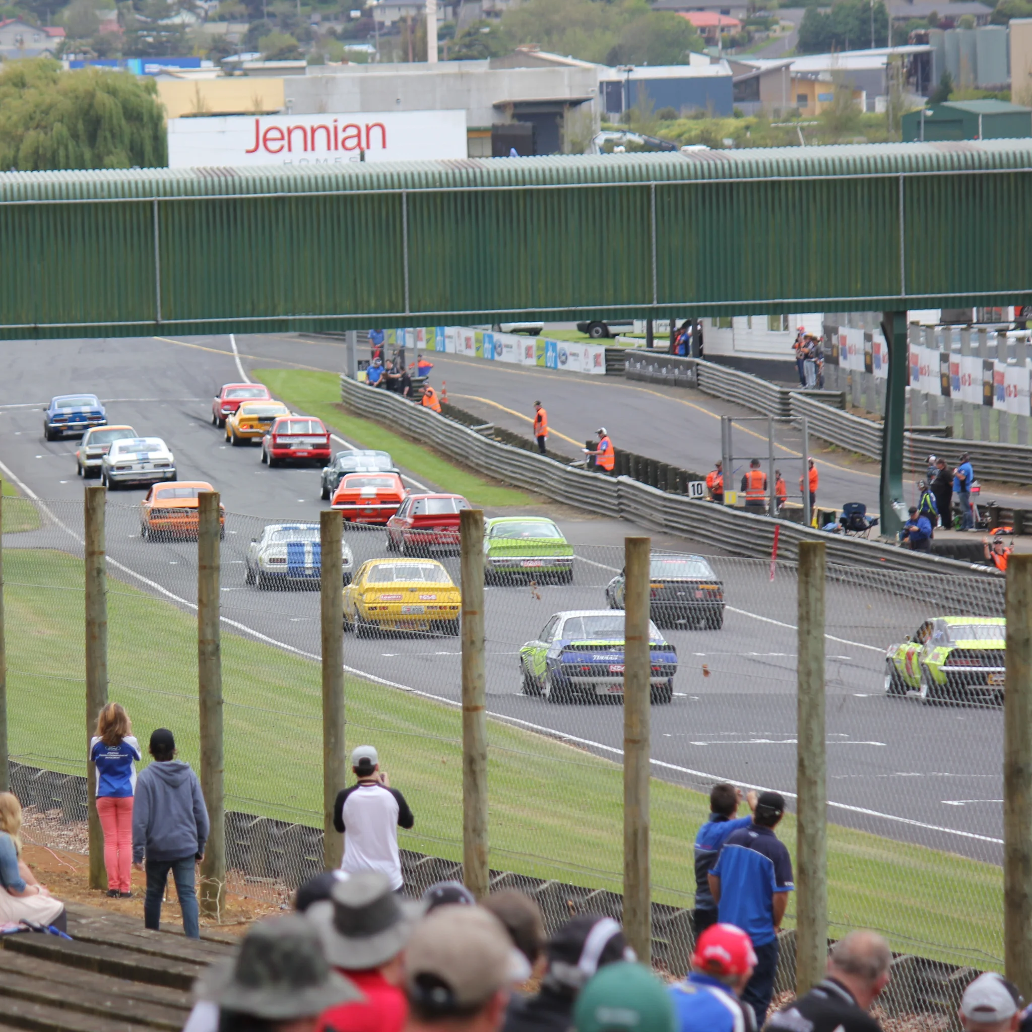 V8SuperTourers 2012 - Moments Before the Roar